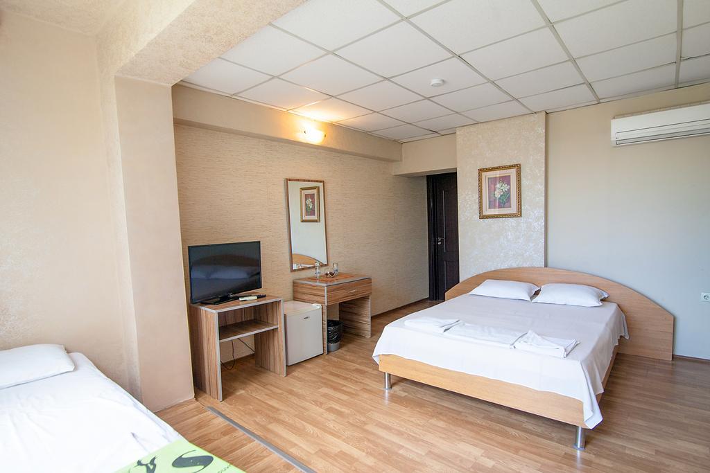 Hotel Zara Rooms Stara Zagora Ngoại thất bức ảnh